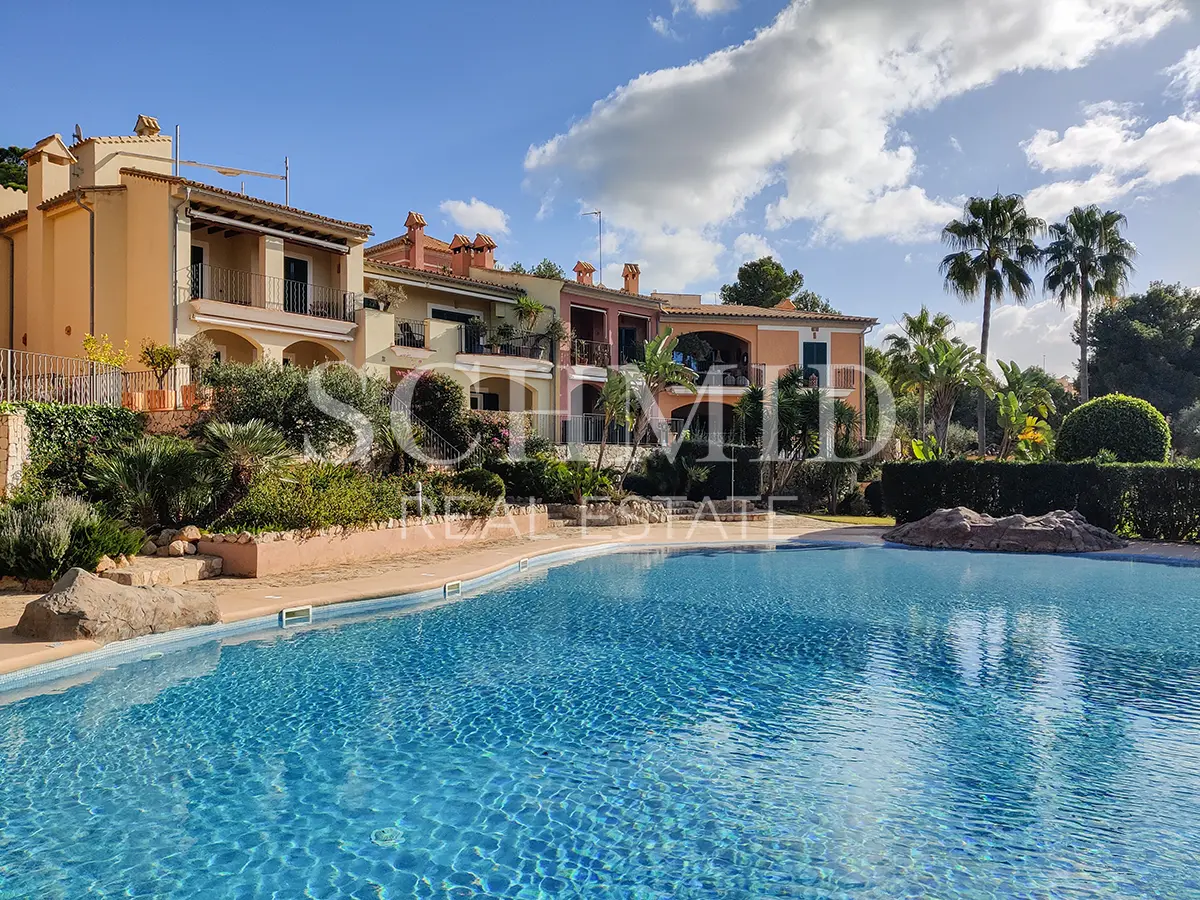 Mediterrane Wohnung mit Pool in Santa Ponsa in Wohnanlage Campo Verde im Südwesten von Mallorca