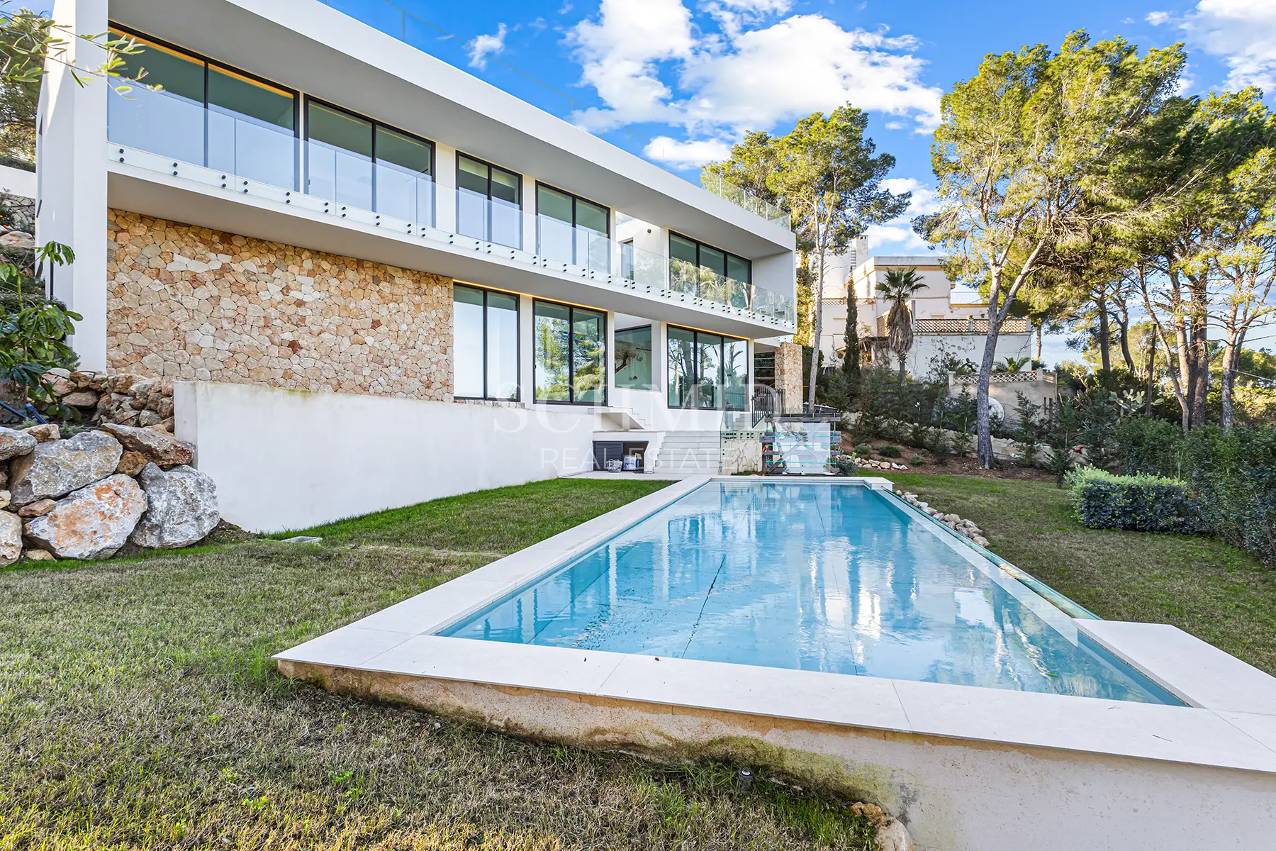 Villa for sale in Santa Ponsa