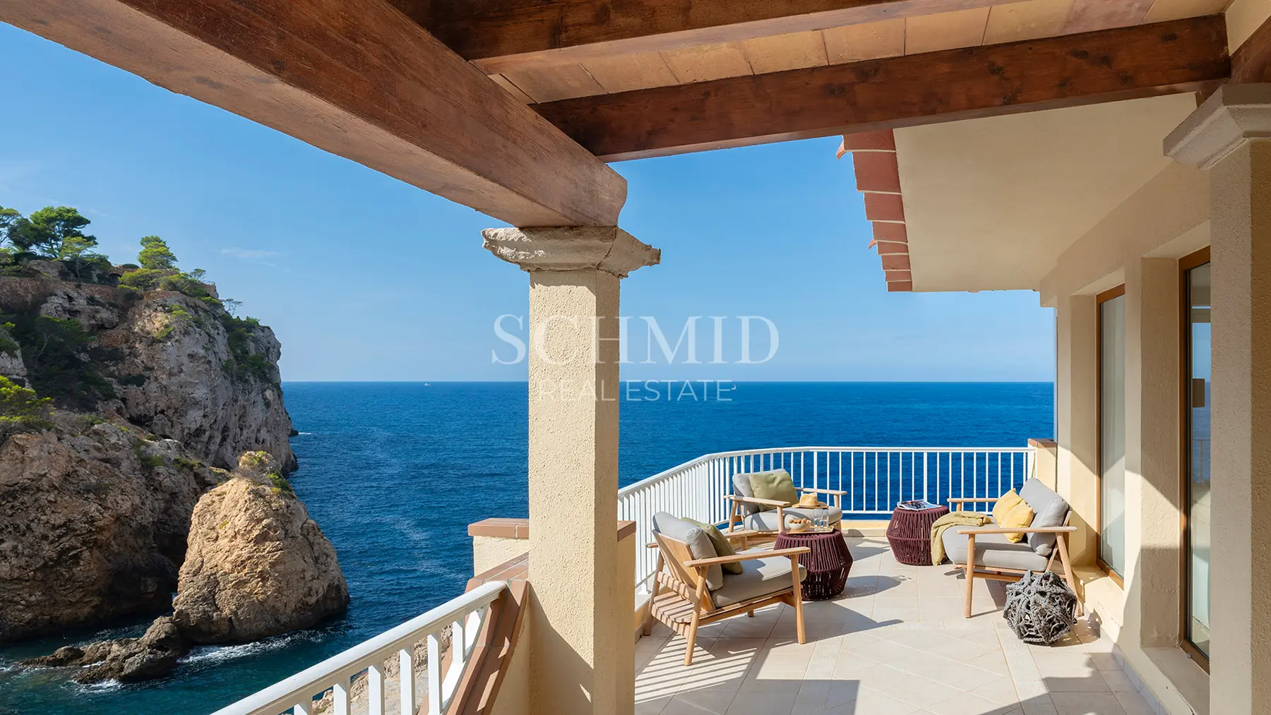 Wohnung mit Meerblick in Santa Ponsa in erster Meereslinie